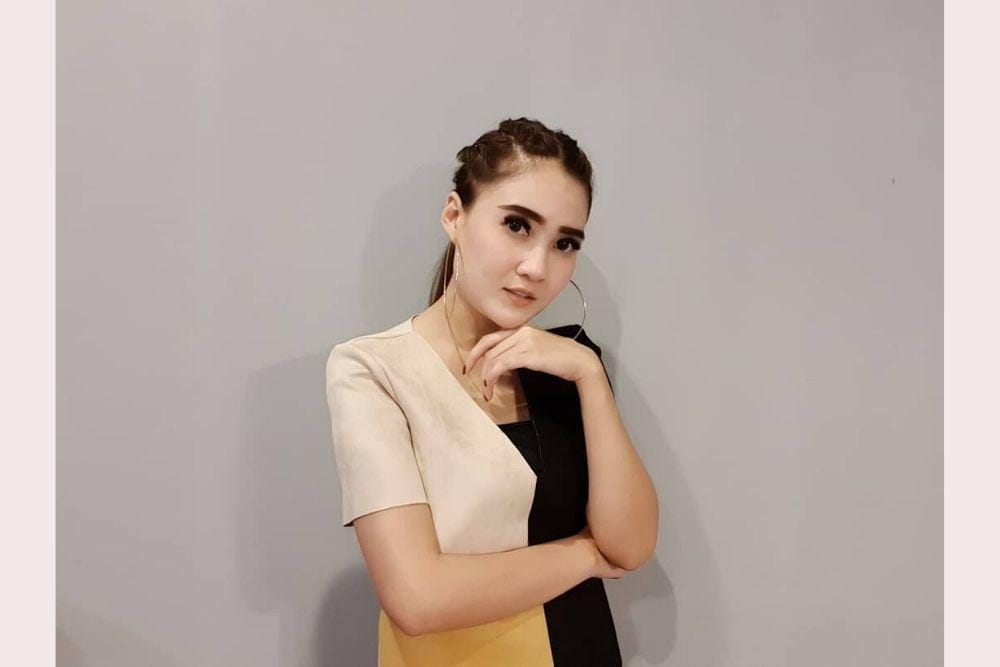 9 Gaya Rambut Pencuri Perhatian a la Nella Kharisma, Suka yang Mana?