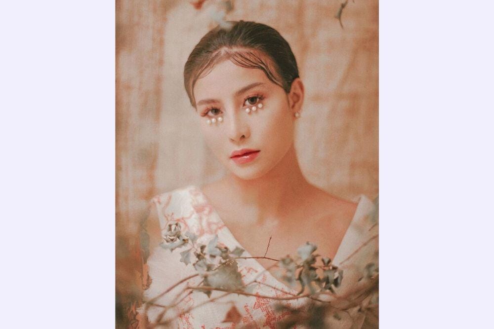 instagram.com/awkarin