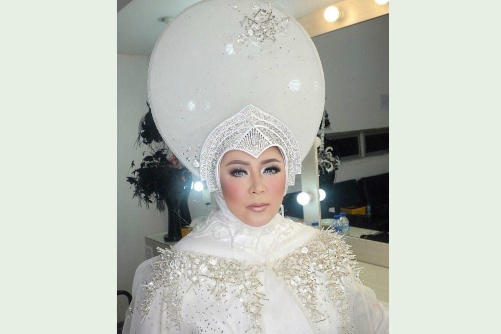 instagram.com/melly_goeslaw