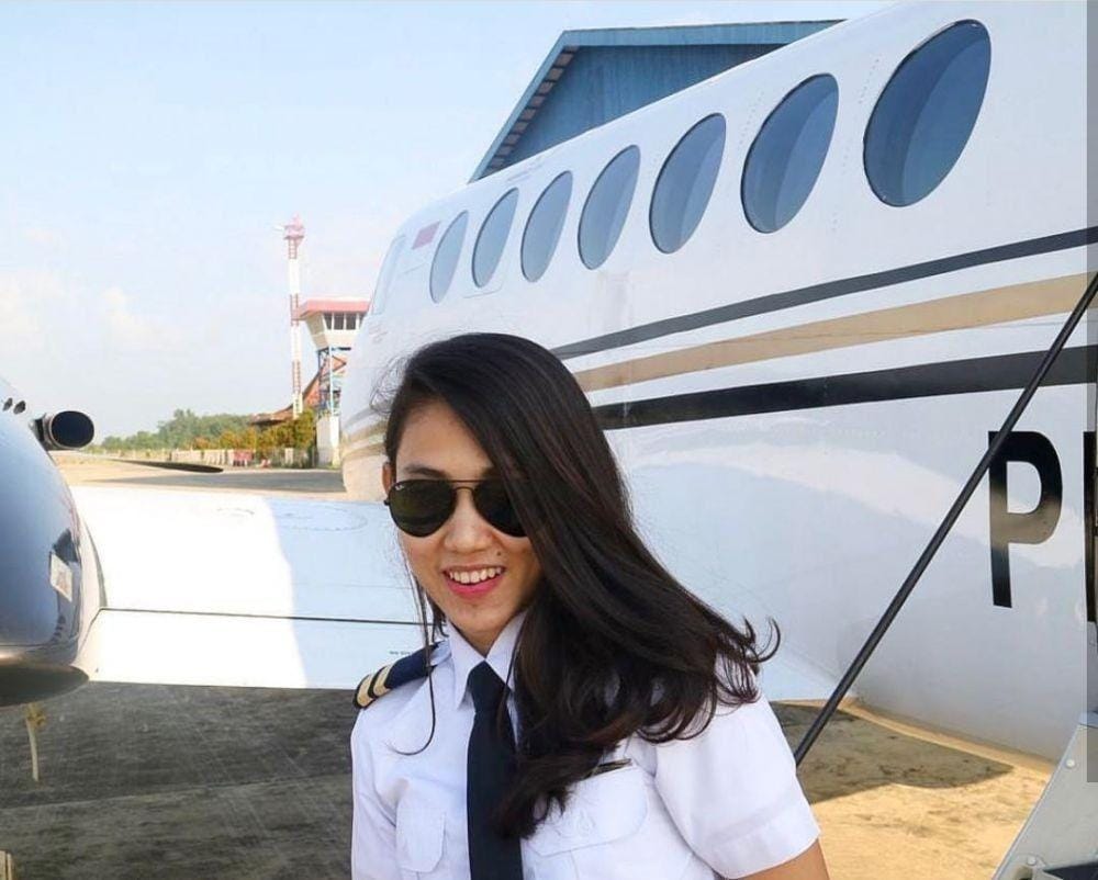 Instagram.com/athirafarina