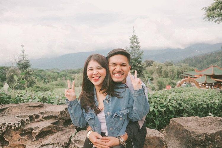 Pacaran Baru Sebentar, 5 Pasangan Artis Ini Sudah Pamer Kemesraan