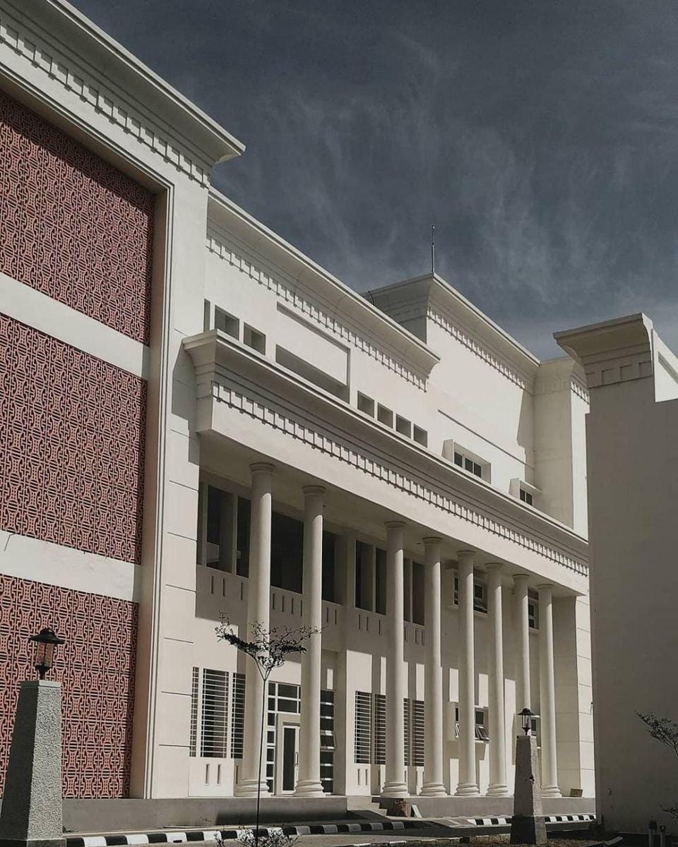 Instagram.com/fadhilahrii_