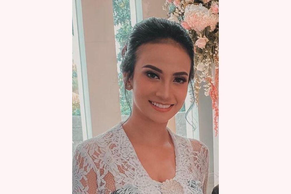 Menikah Diam-Diam, Ini Riasan Mewah Vanessa Angel