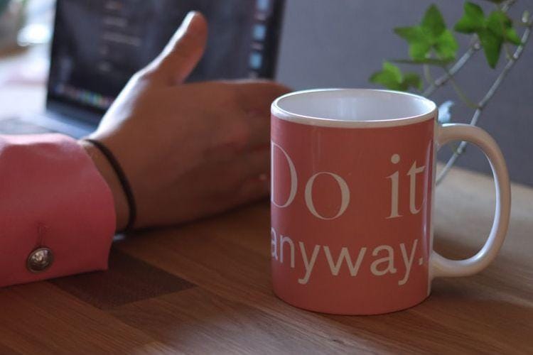 unsplash.com/@cowomen