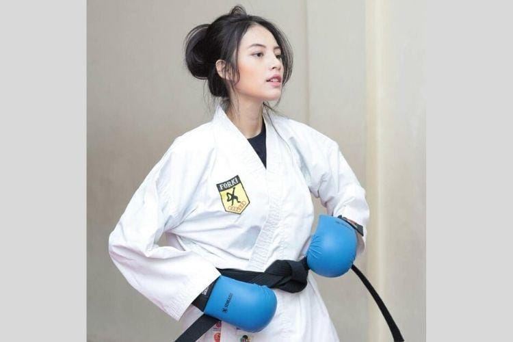 Instagram.com/@laniafira