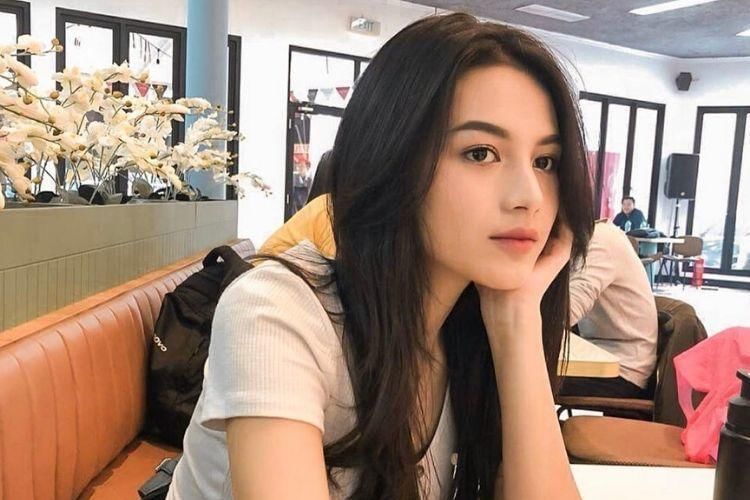 Instagram.com/@laniafira