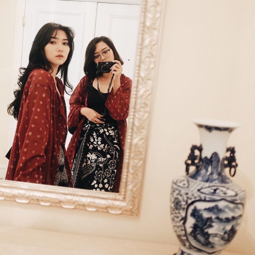 instragram.com/isyanasarasvati