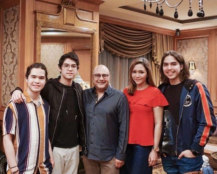 Instagram.com/elelrumi