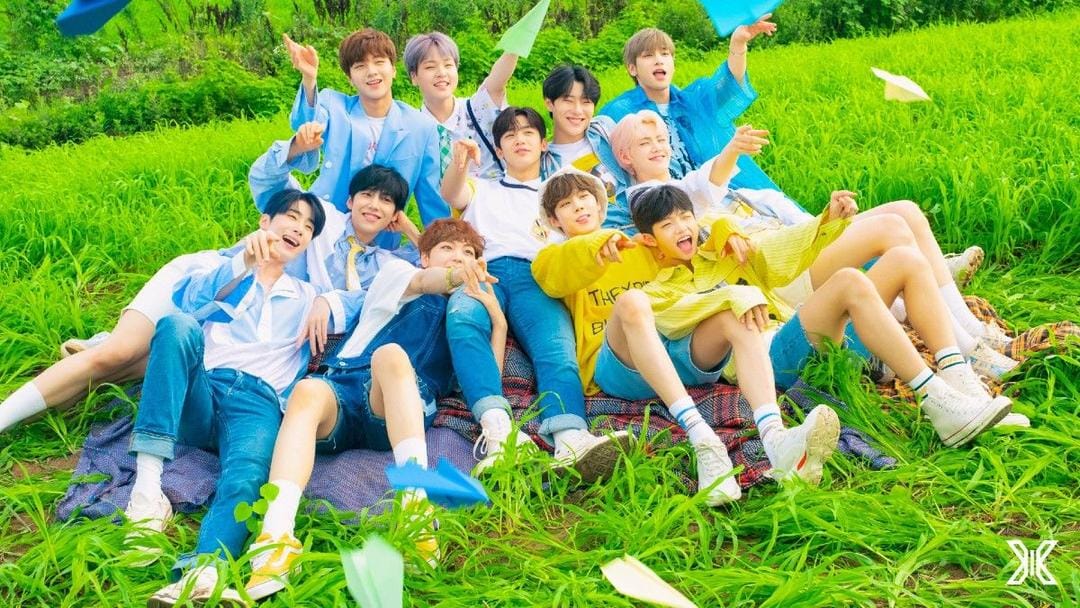 monstersandcritics.com