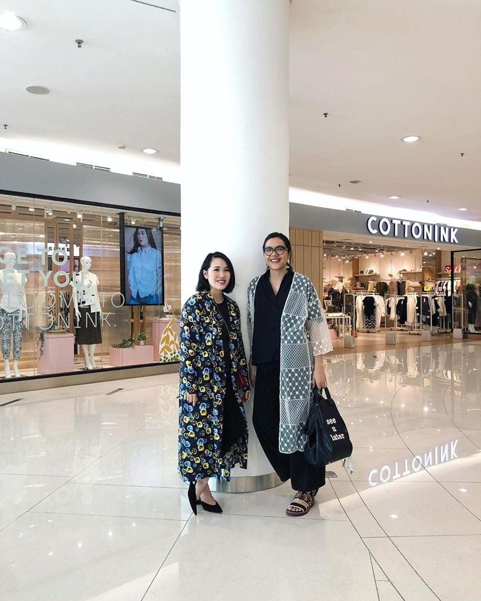 Instagram.com/carlinedarjanto