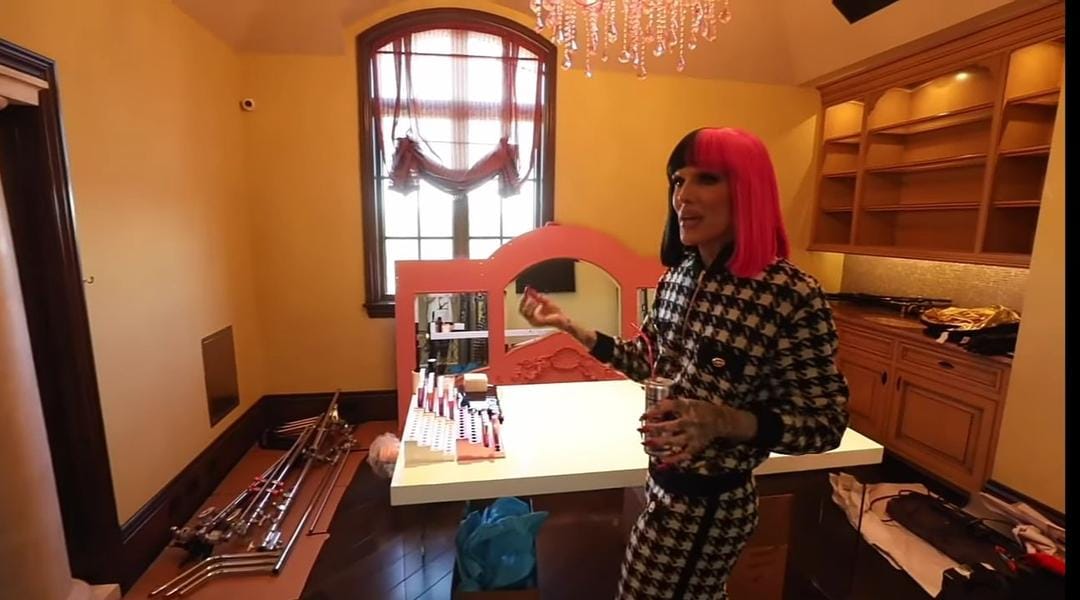 YouTube.com/Jeffree Star