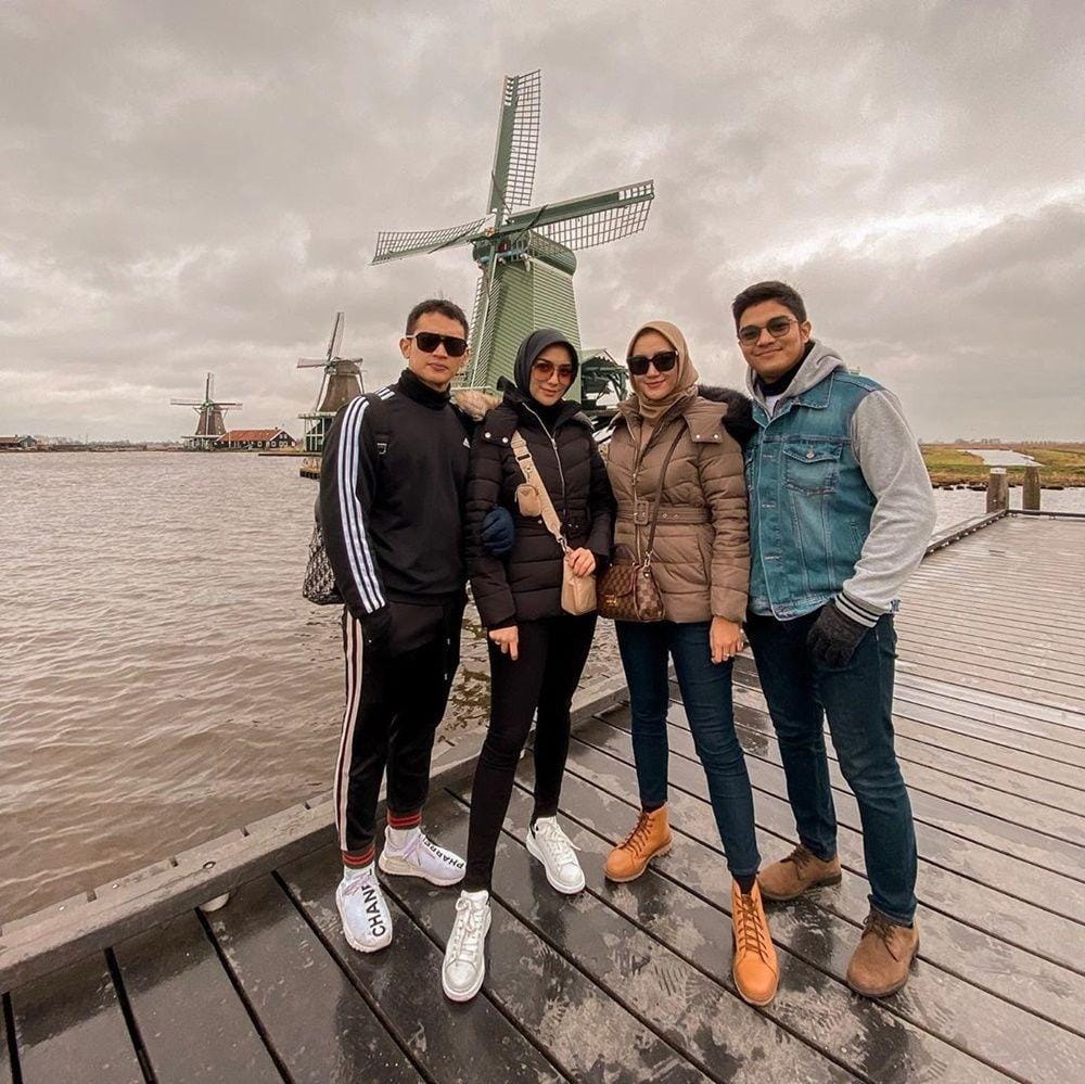 Instagram/ericaputrii