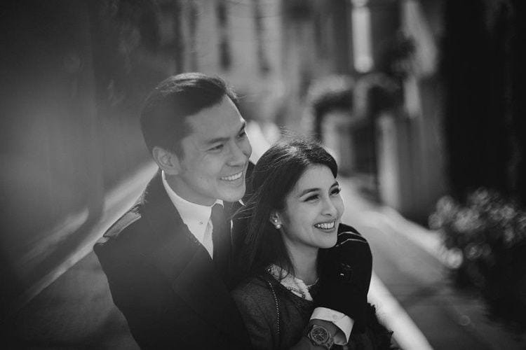 Memang Berjodoh, 9 Artis Ini Punya Wajah Mirip dengan Pasangannya