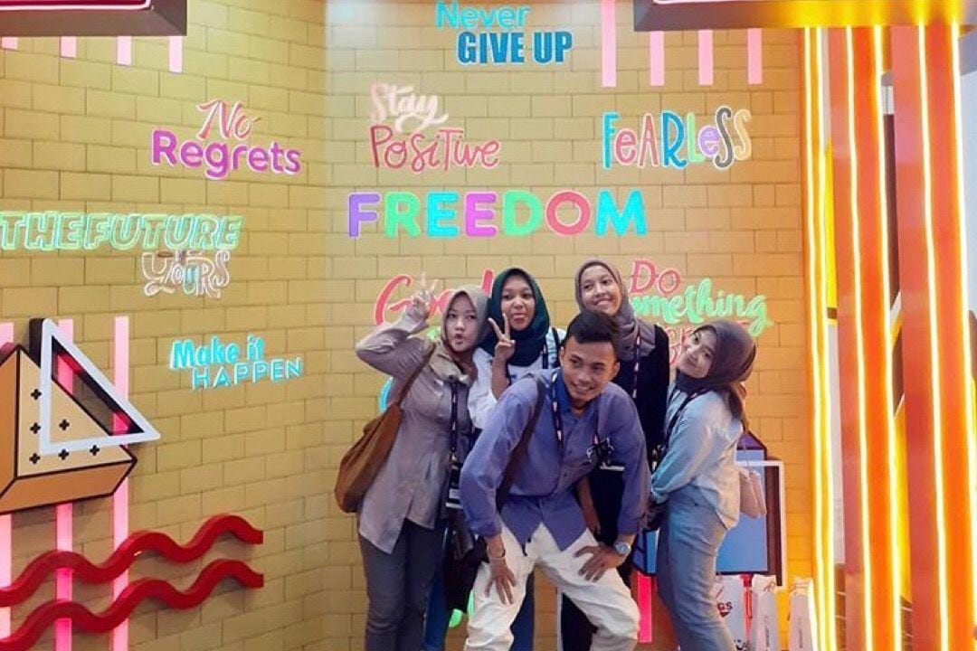 Instagram.com/indonesia.millennial.summit