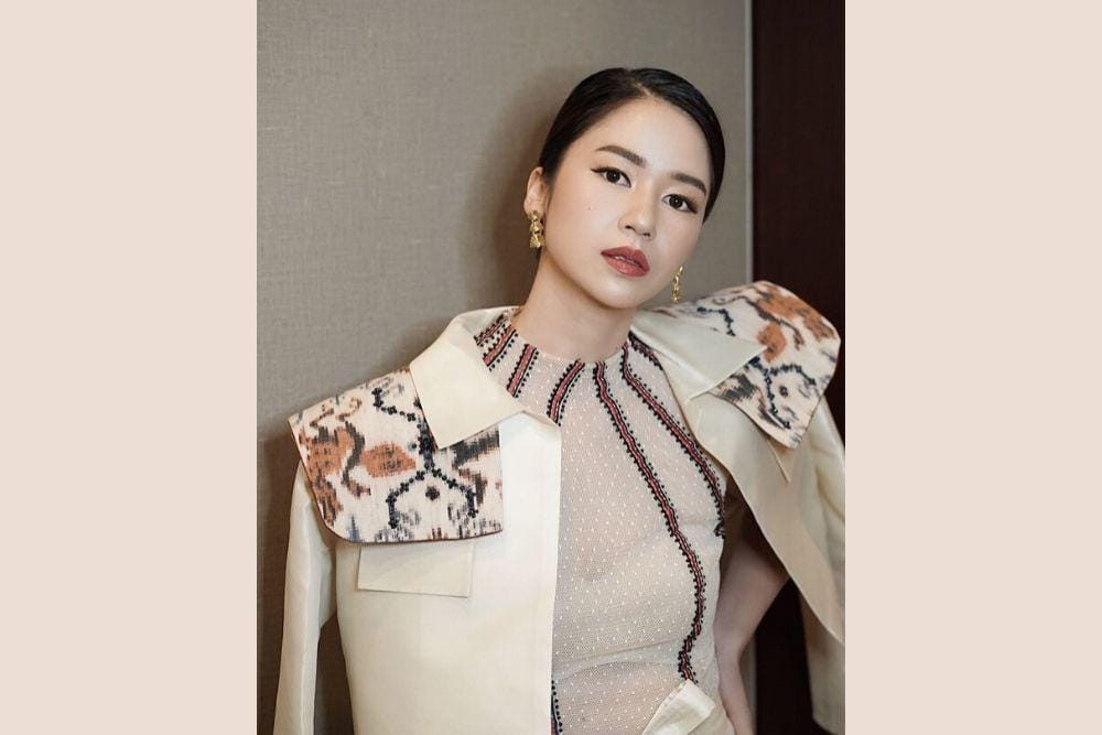 instagram.com/laurabas