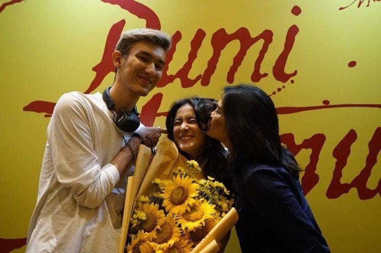 Instagram.com/mawar_eva