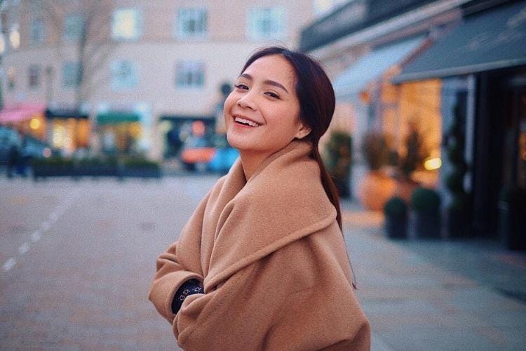 Deretan Jaket Favorit Nagita Slavina, Harganya di Atas 40 Juta!