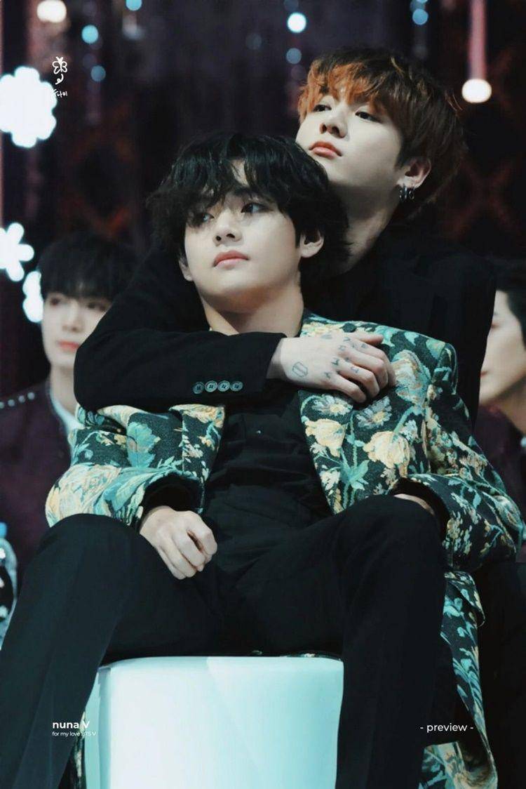 Twitter.com/_nuna_V