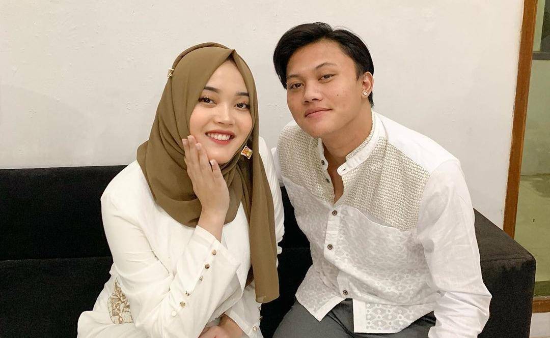 instagram.com/putridelinaa
