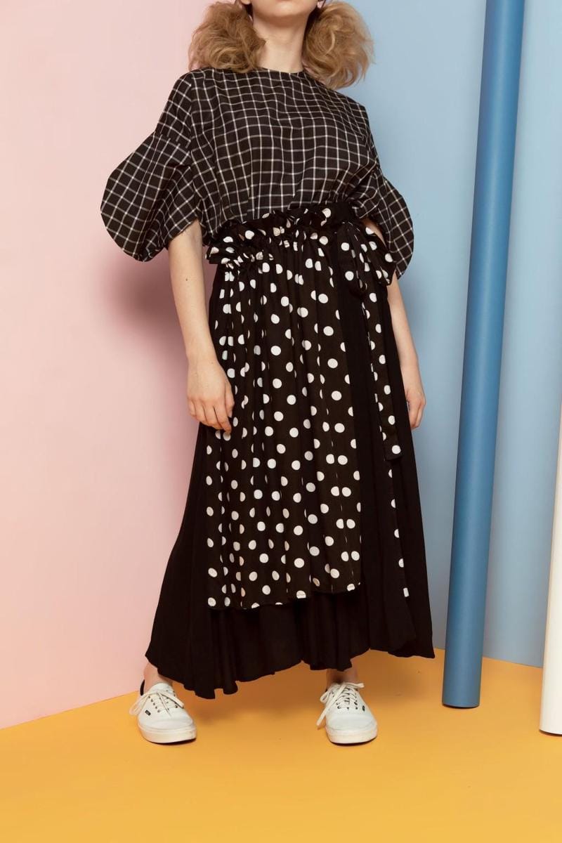 Mondaytosundaystore.com