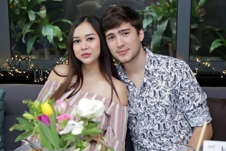 Instagram.com/aurakasih