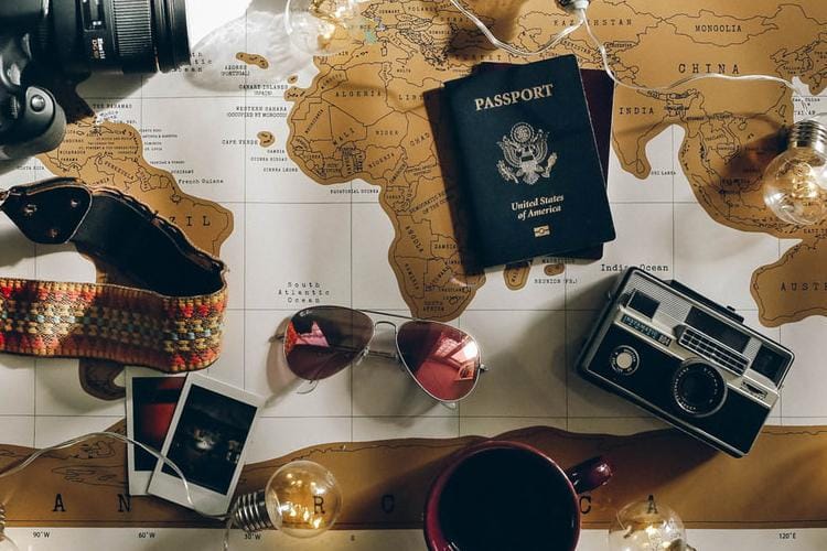 unsplash.com/@charlottenoelle_