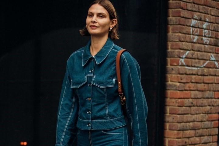 Cara Mudah Tampil Modis ke Kampus Pakai Denim