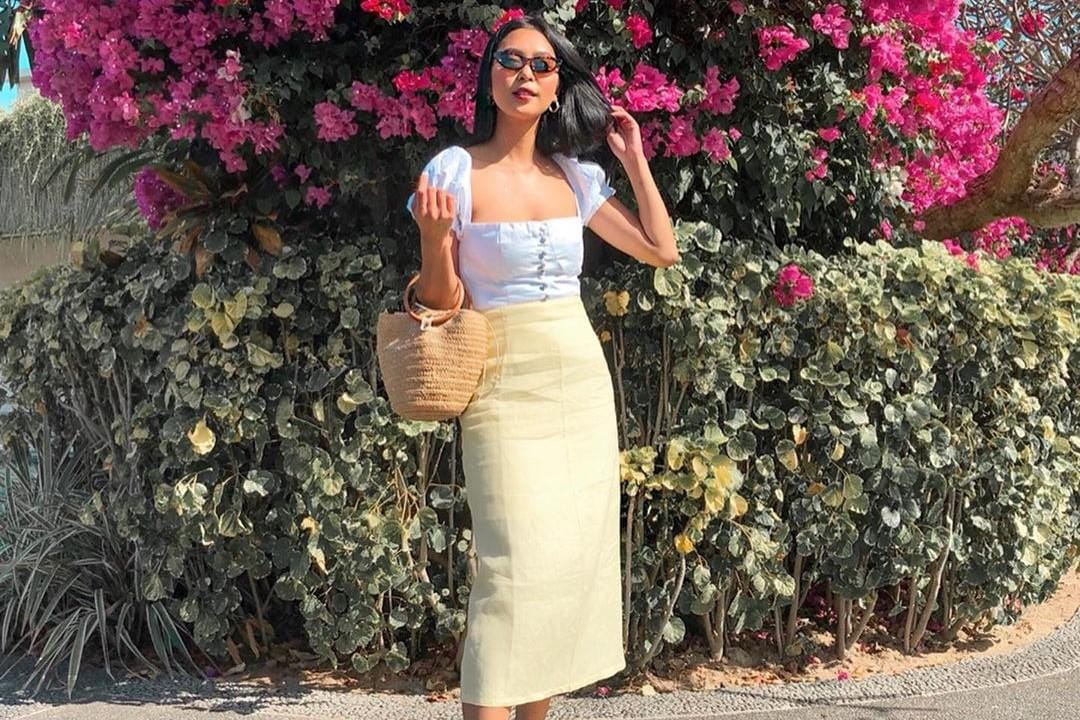 OOTD Selebgram Indonesia Pakai Rok Pensil, Gaya Manis hingga Edgy