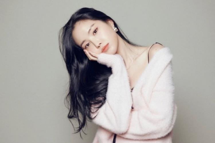 instagram.com/marcellasne_