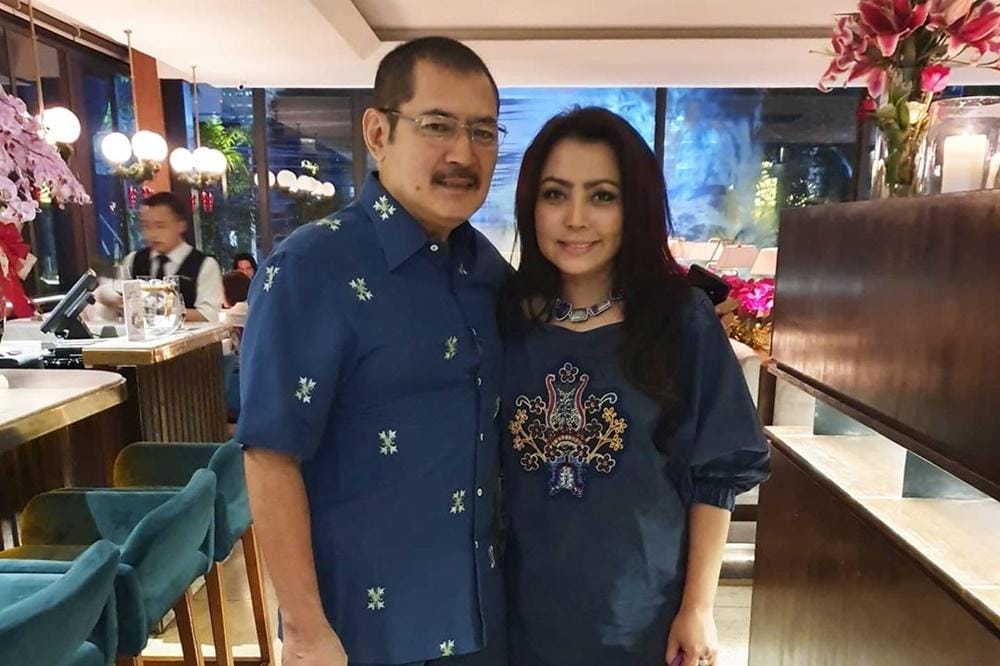 Instagram.com/mayangsaritrihatmodjoreal