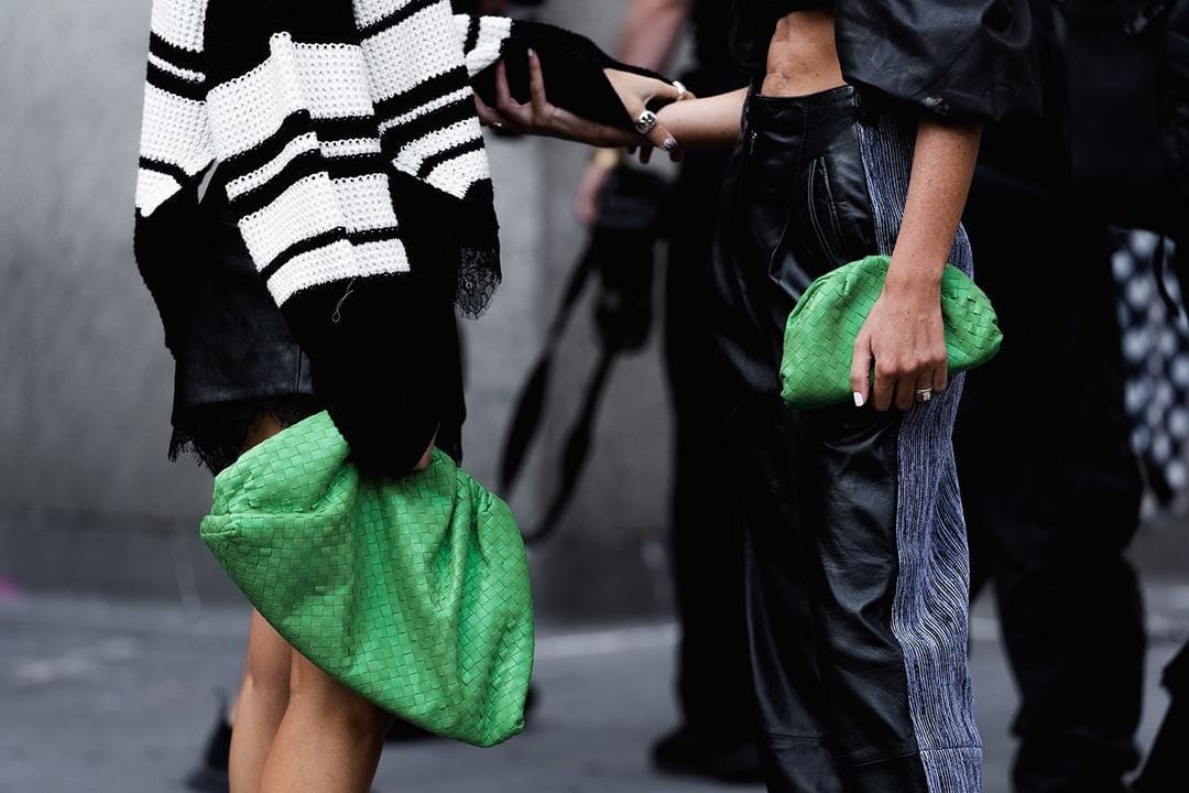#PopbelaOOTD: Upgrade Gaya OOTD-mu dengan Clutch Cantik