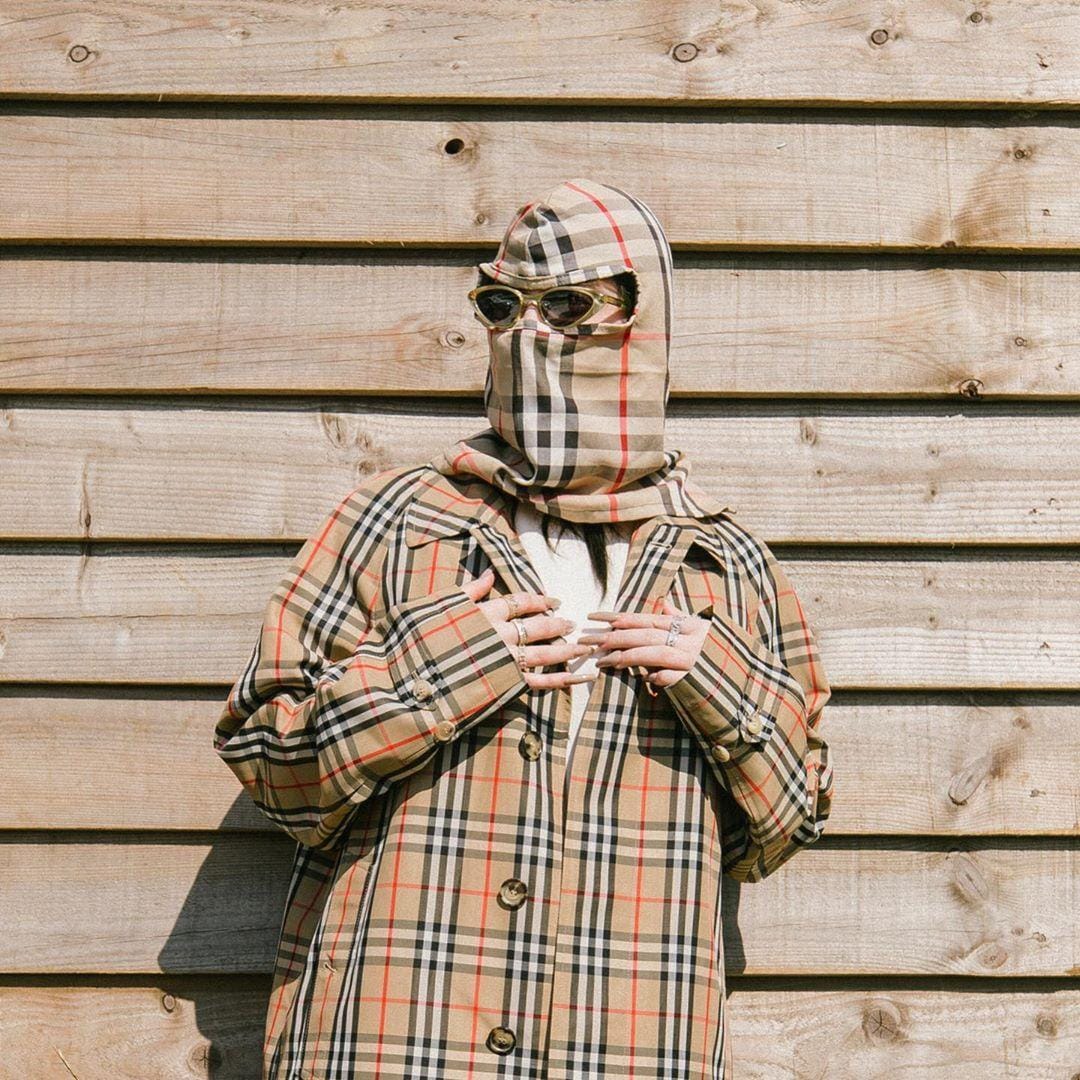 Instagram.com/@billieeilish