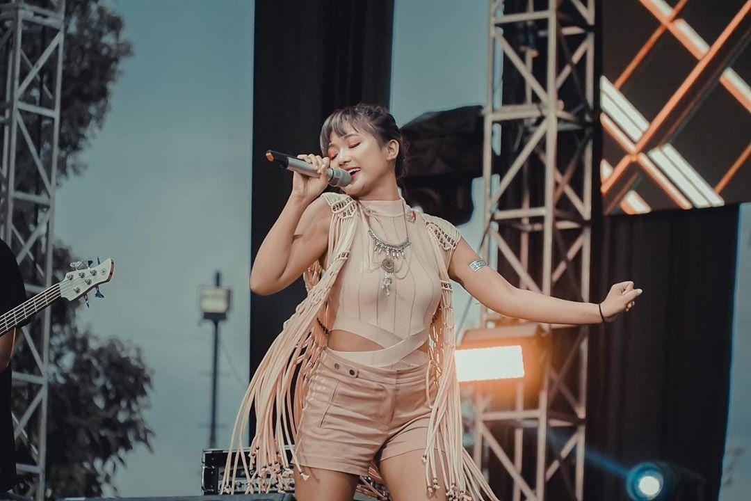 Instagram.com/lalamarionmj