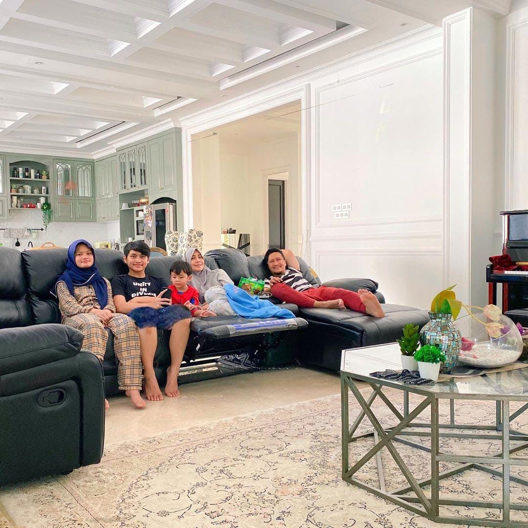 Instagram.com/ariekuntung