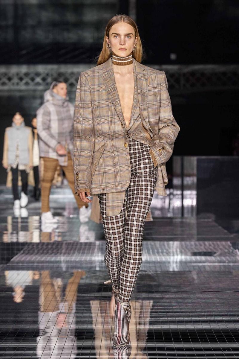 Vogue.com/Burberry