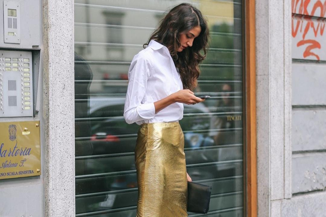 Tips Pakai Warna Gold untuk Sehari-hari
