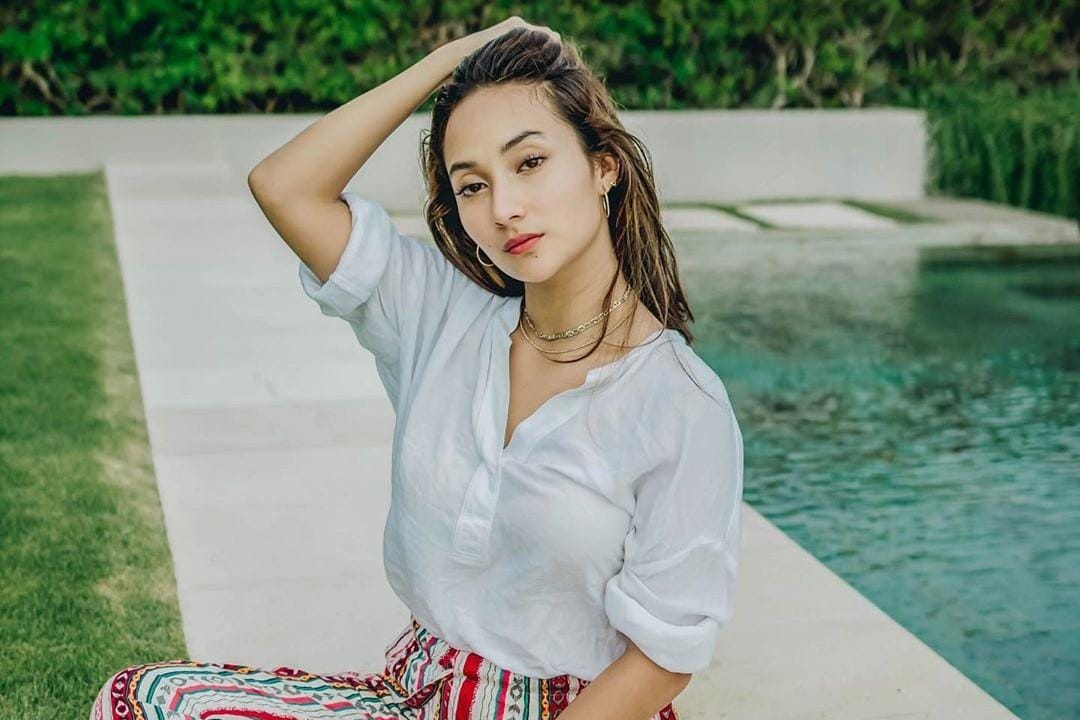 Siap-siap Jatuh Cinta! Ini 7 Artis Cantik Berdarah Bali
