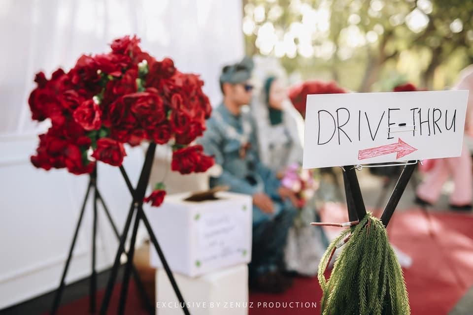 facebook.com/denas.bridal