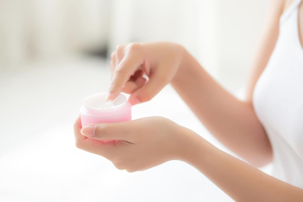 Shutterstock/Narith Thongphasuk