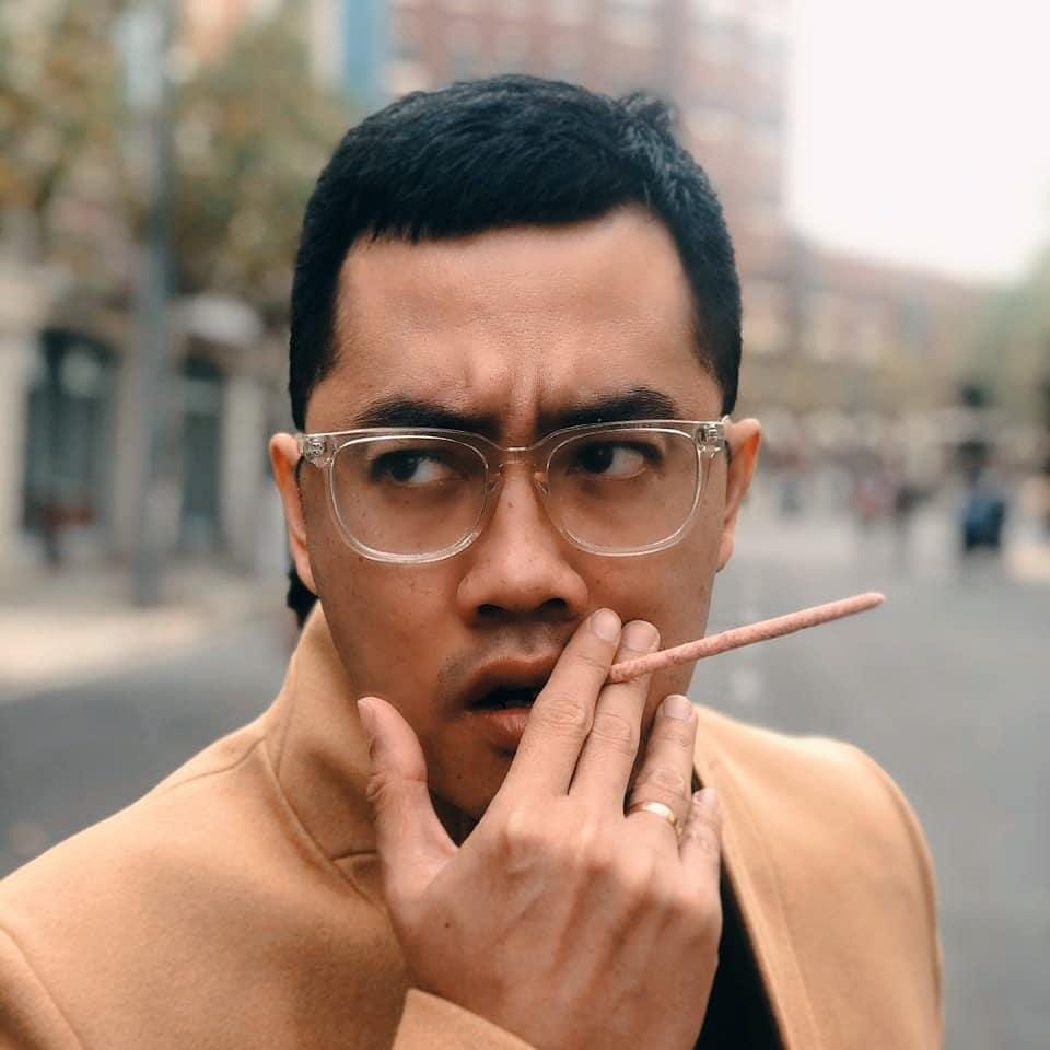 Instagram.com/dennisadishwara
