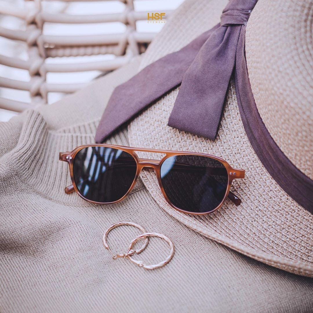 Hsfeyewear.com