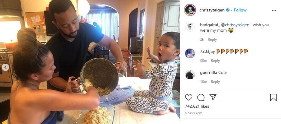 Instagram.com/chrissyteigen