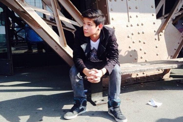 Instagram.com/@itsnaufalsamudra