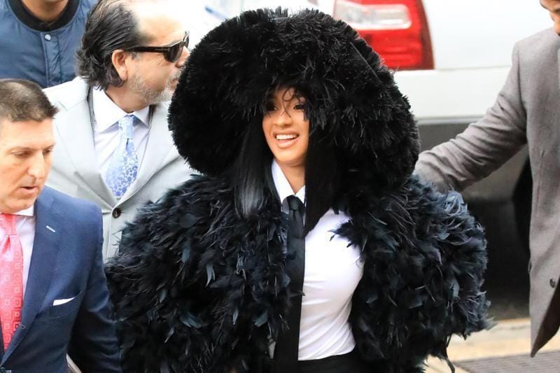 Intip Gaya Cardi B Paling Nyentrik di Jalanan