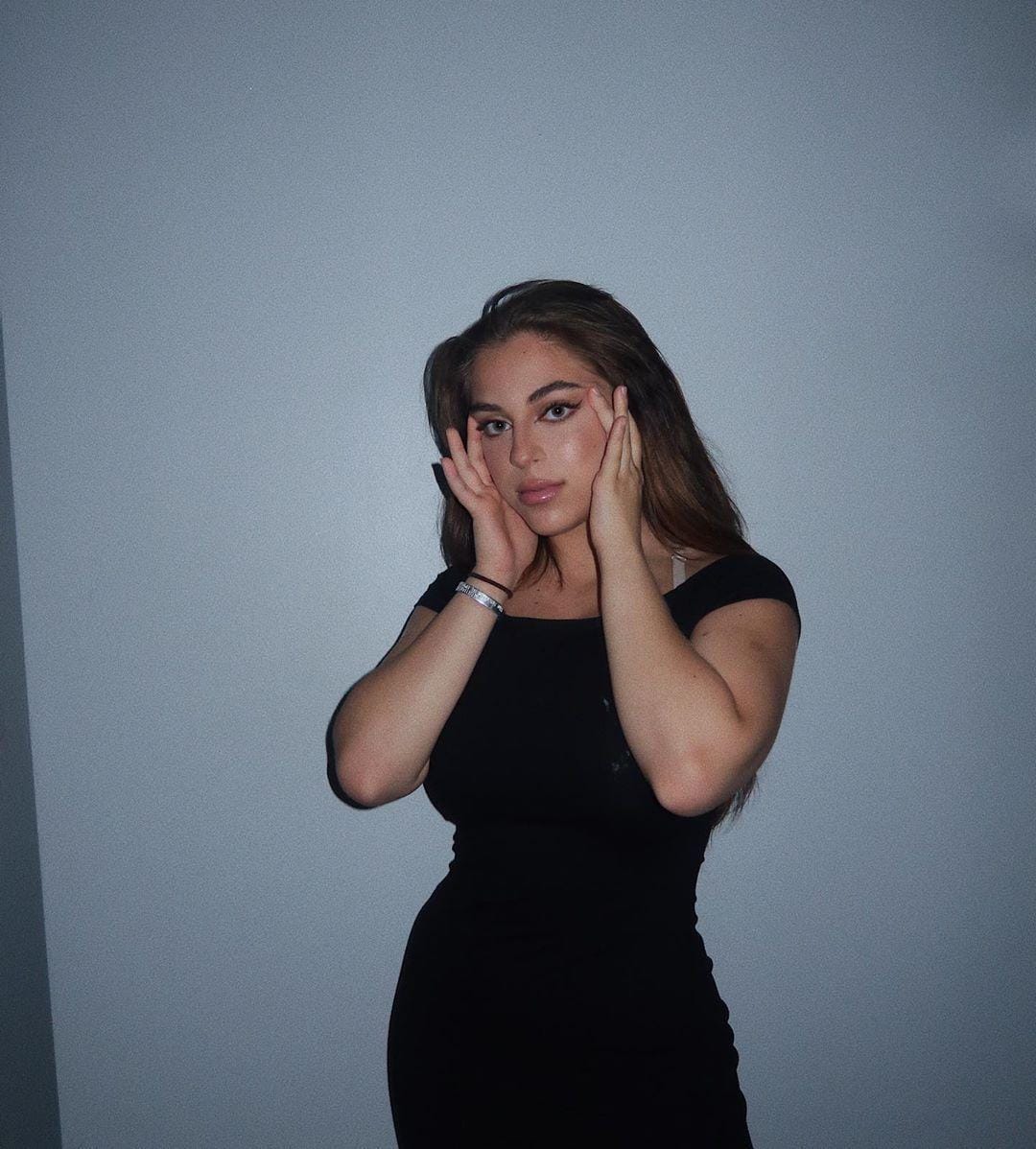 Instagram.com/@babyariel