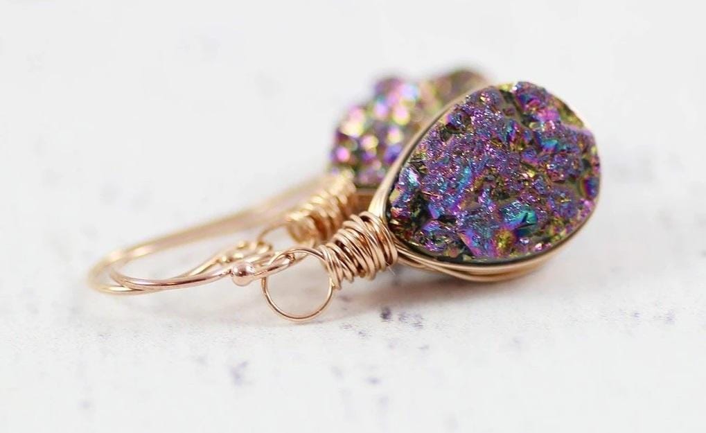 DIY Seru, Ini Cara Bikin Anting Batu Kristal Cantik