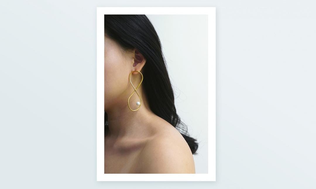 #PopbelaOOTD: Permanis OOTD saat WFH dengan Anting dari Brand Lokal