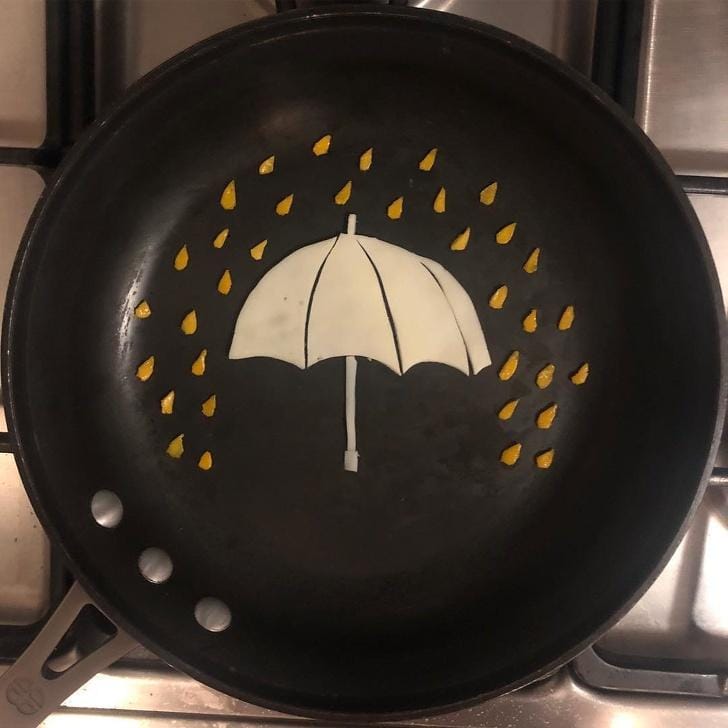 instagram.com/ the_eggshibit