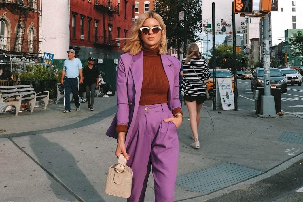Tips Bergaya Layaknya Fashionista Saat ke Kantor