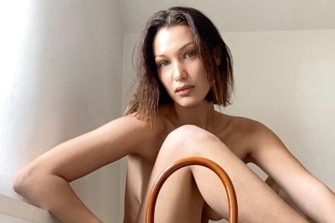 Bella Hadid Lakukan Sesi Foto Telanjang via FaceTime